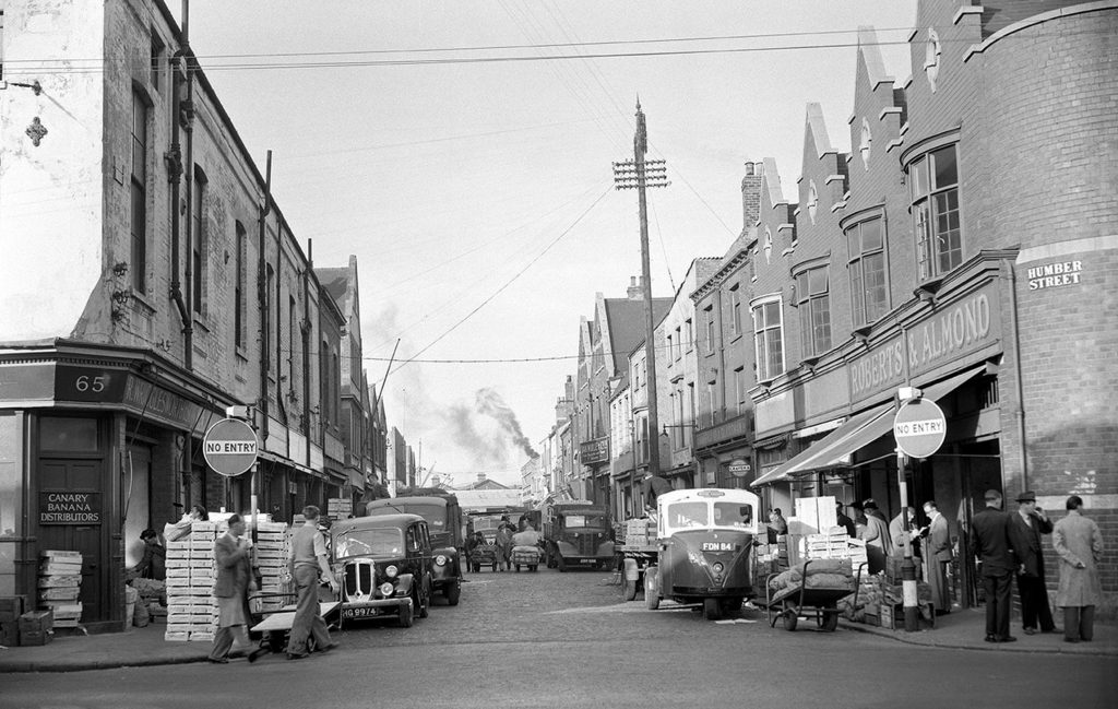 Hull Fruit Market